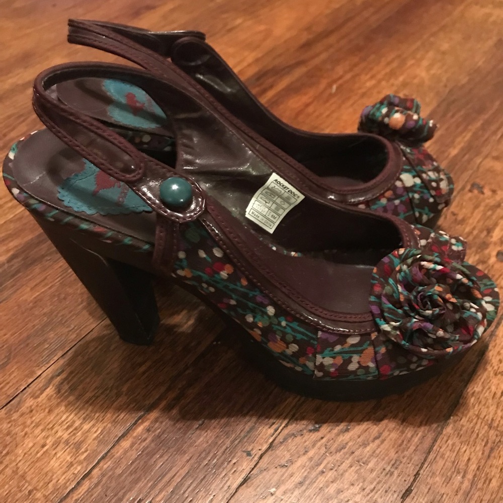 Rocket Dog Colorful Heels Size 6